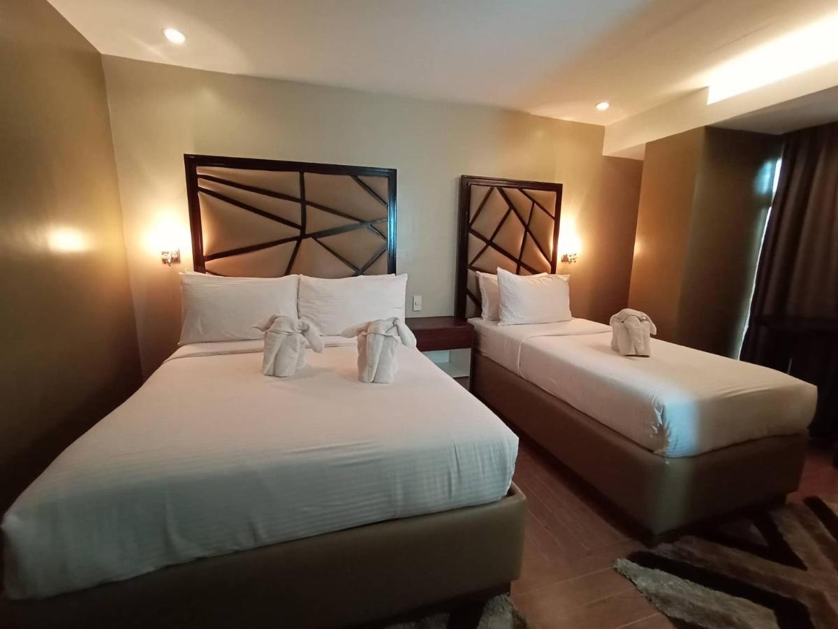 Treasure Island Hotel With Mini Water Adventure Masbate City Eksteriør billede