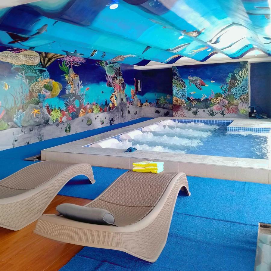 Treasure Island Hotel With Mini Water Adventure Masbate City Eksteriør billede